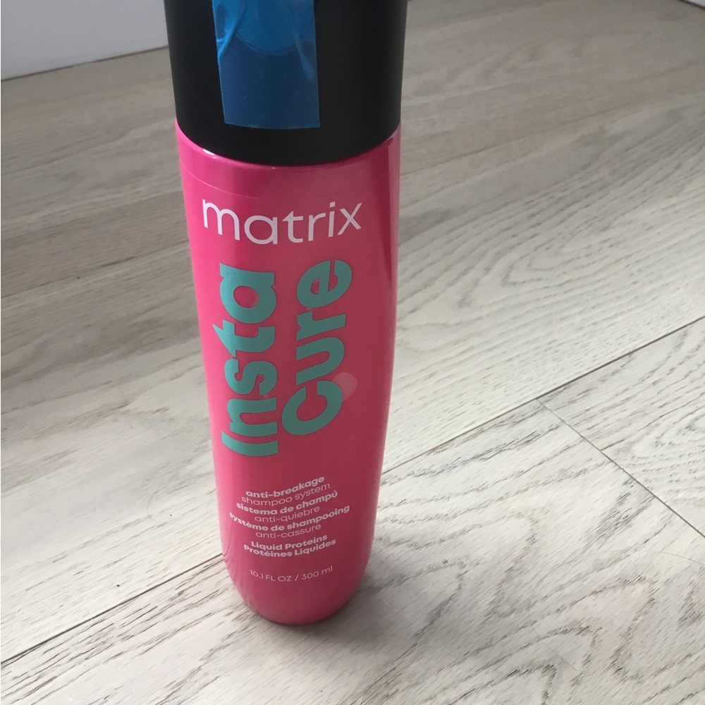 Matrix Insta Cure Anti-Breakage Shampoo